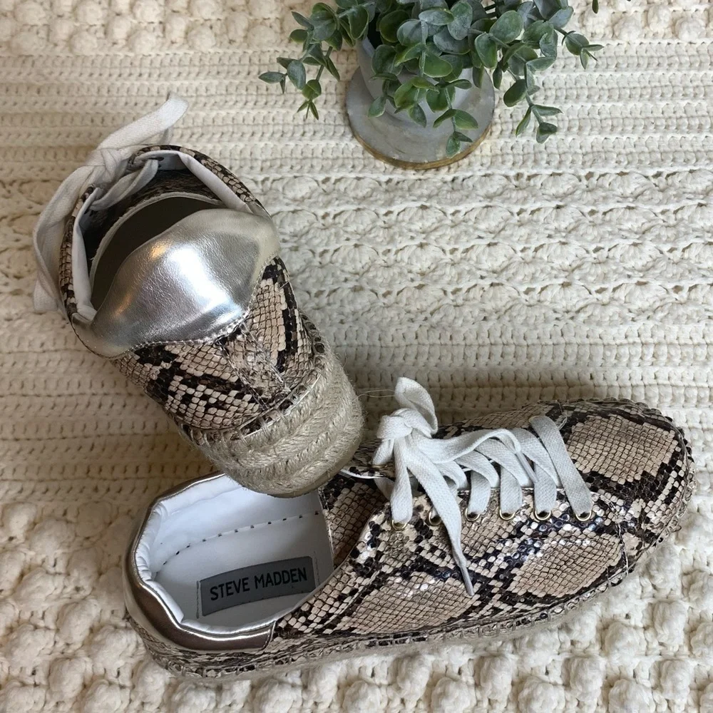 Steve MADDEN Women’s Parade Platform Snakeskin Espadrille Sneaker Brown Black 10
